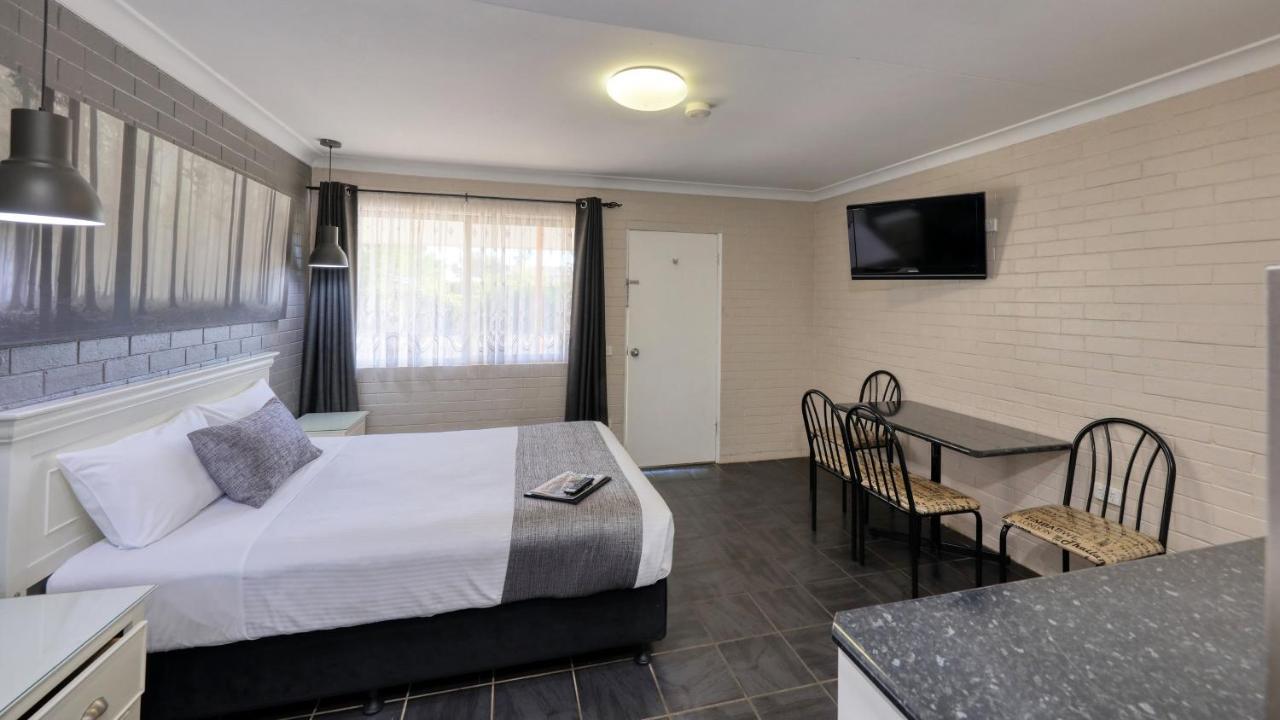 Country Leisure Motor Inn Dubbo Ngoại thất bức ảnh