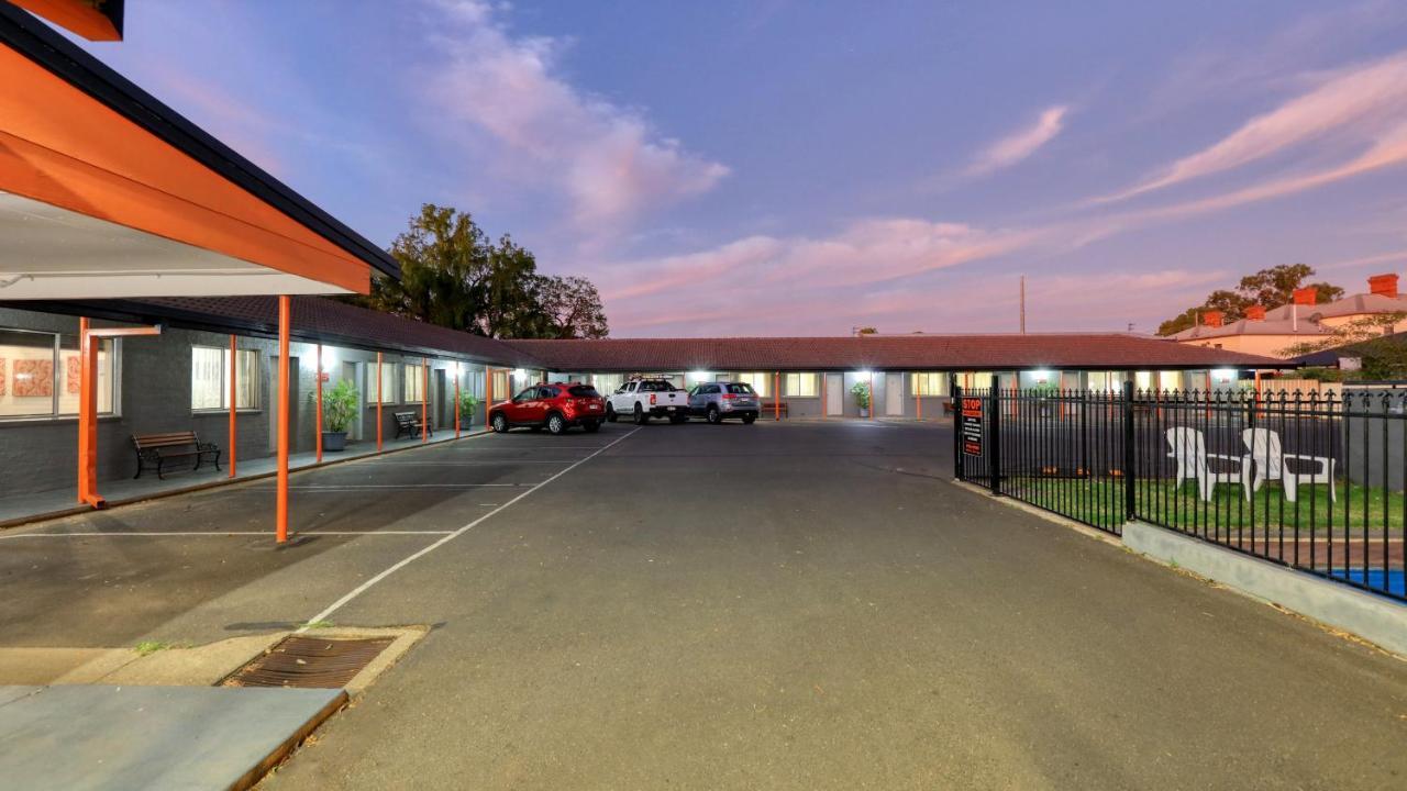 Country Leisure Motor Inn Dubbo Ngoại thất bức ảnh