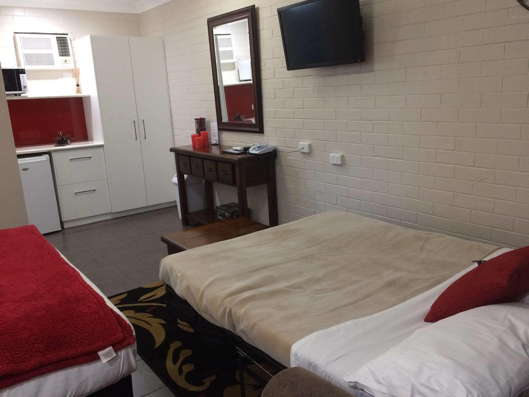 Country Leisure Motor Inn Dubbo Ngoại thất bức ảnh